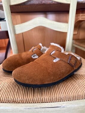 Birkenstock Boston Shearling-Lined Clog - size 39 - Mink Suede